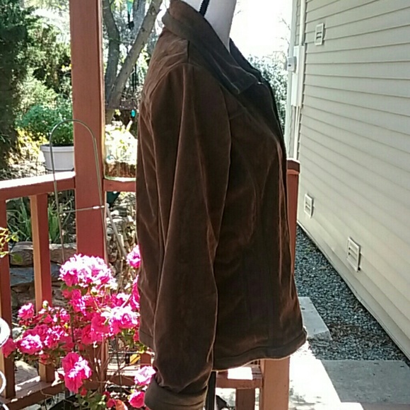 Fake type suede jacket. - Picture 2 of 5